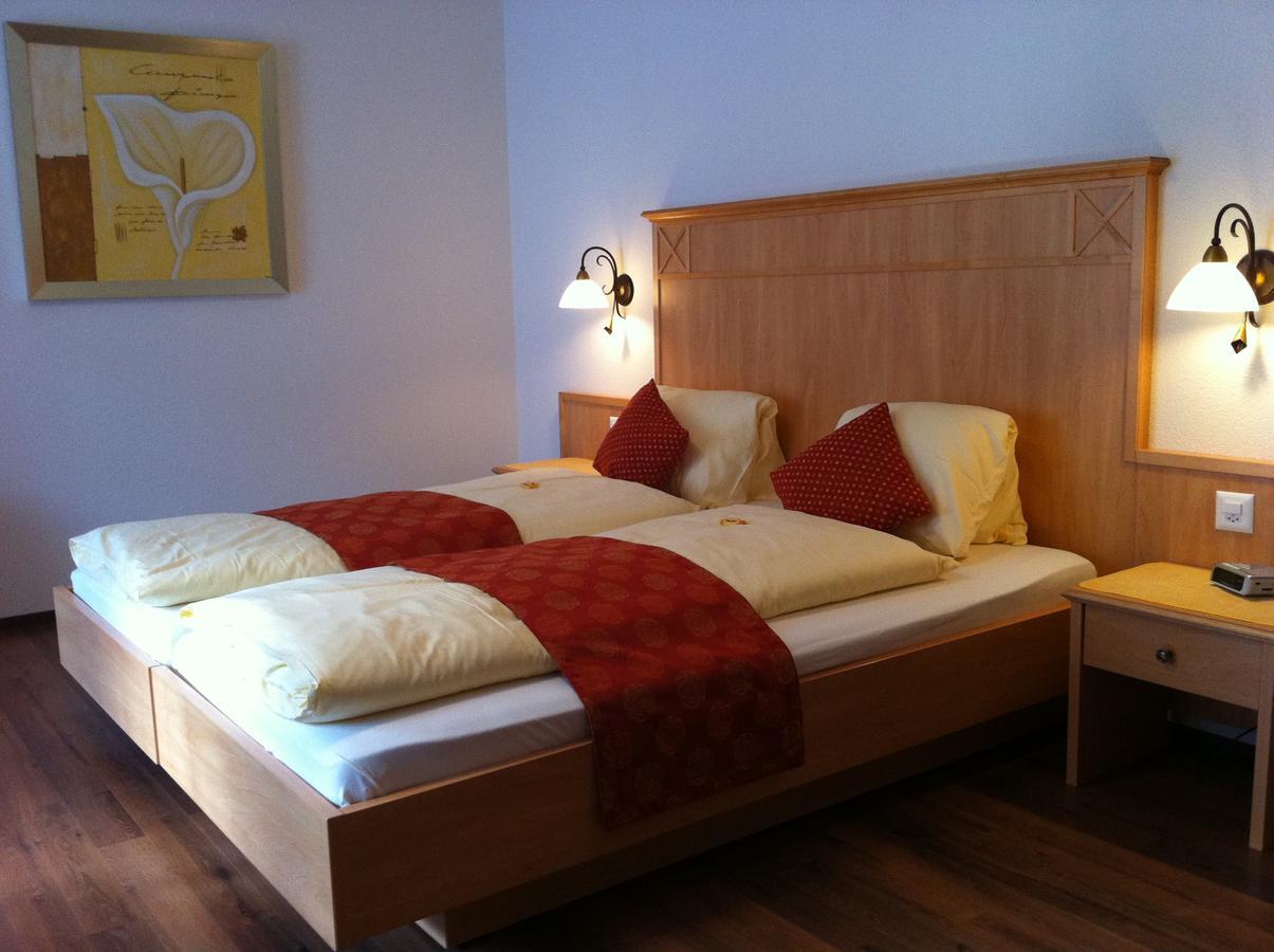 Hotel Kreuz Holderbank Ngoại thất bức ảnh